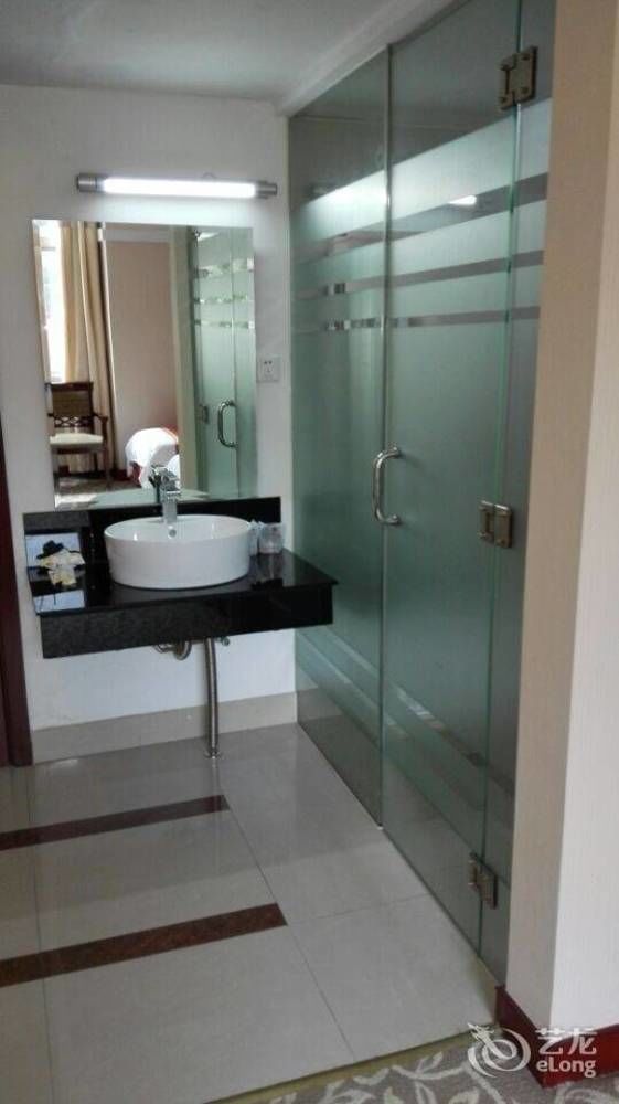 Shanghai Yuhang Hotel Buitenkant foto